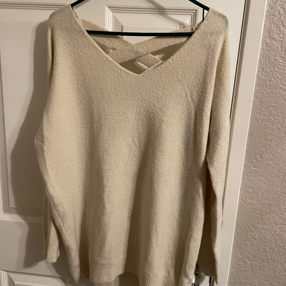 William B Sweater M